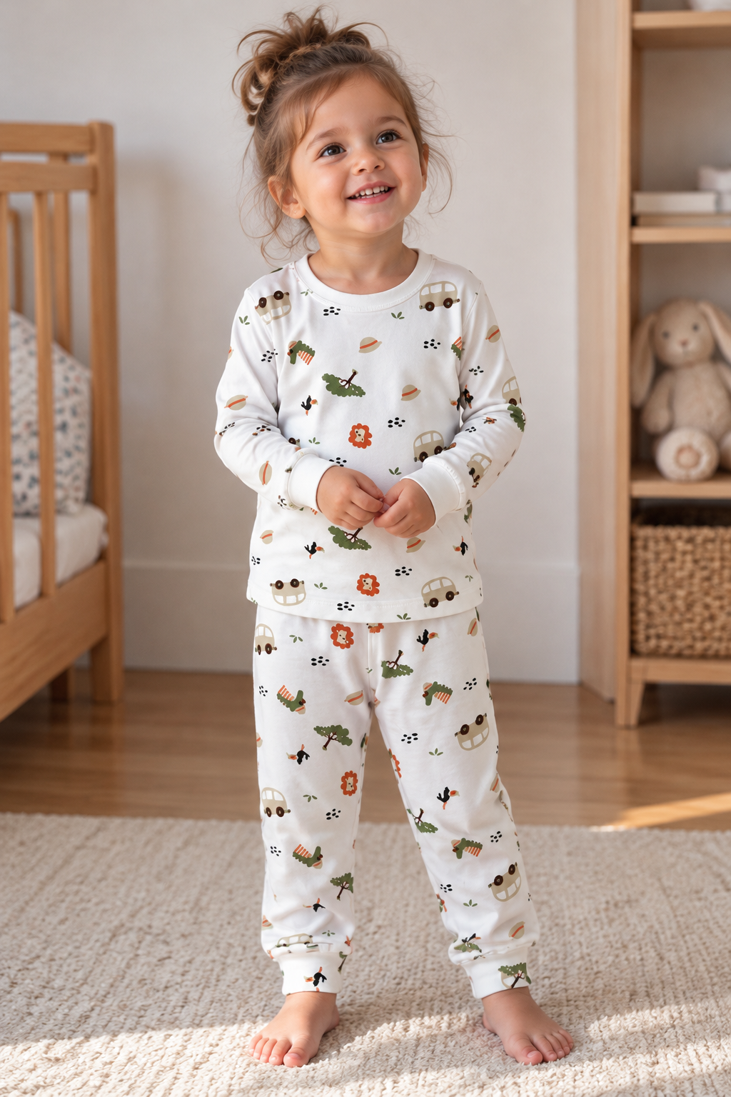 Safari Desenli Beyaz Pijama Takımı